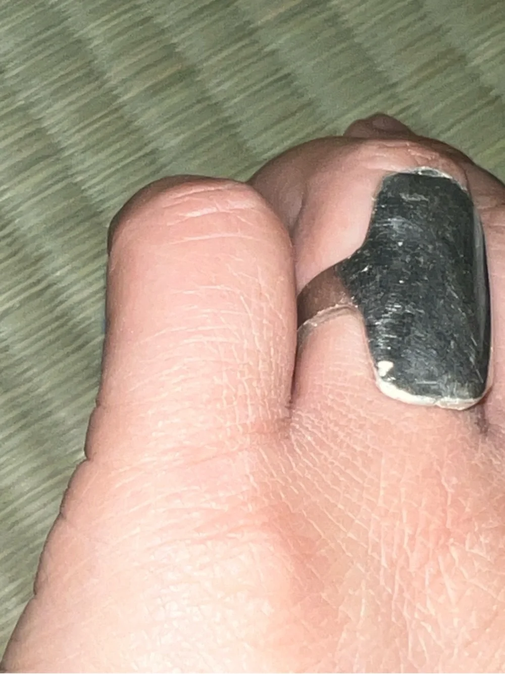 Abstract sterling silver shield ring - Picture 9 of 11